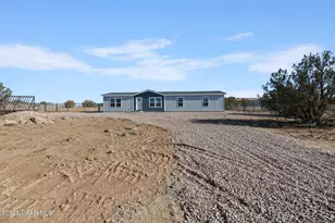 1440 E Spring Water Dr, Paulden, AZ 86334 - Photo 2