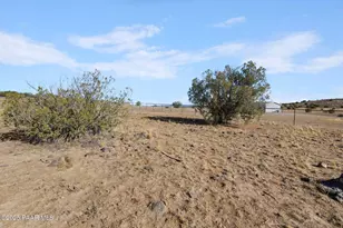 1440 E Spring Water Dr, Paulden, AZ 86334 - Photo 52