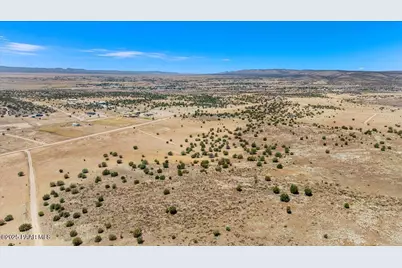 1555 E Great Place, Paulden, AZ 86334 - Photo 20