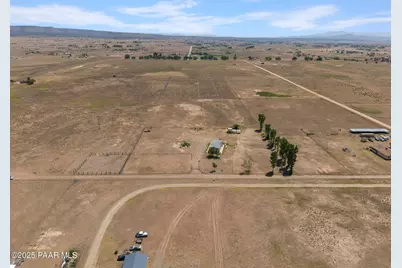 25915 N Lola Lane, Paulden, AZ 86334 - Photo 32