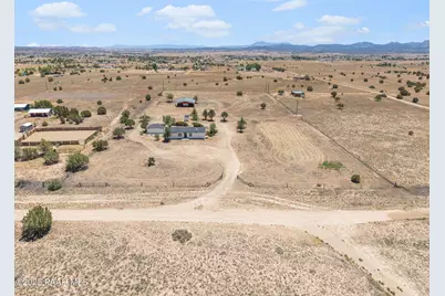 925 W Gina Marie Boulevard, Paulden, AZ 86334 - Photo 54