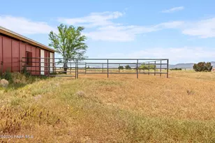 925 W Gina Marie Blvd, Paulden, AZ 86334 - Photo 66