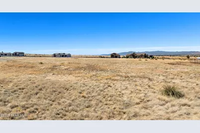 11400 Ventura Way, Prescott Valley, AZ 86315 - Photo 6