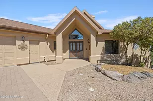 1014 Yavapai Hills Dr, Prescott, AZ 86301 - Photo 2