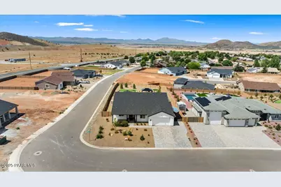 8582 N Suzanna Drive, Prescott Valley, AZ 86315 - Photo 34