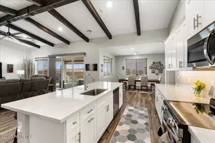 8582 N Suzanna Dr, Prescott Valley, AZ 86315 - Photo 14