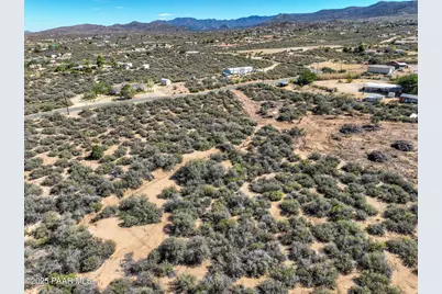 7995 W Farringdon Lane, Kirkland, AZ 86332 - Photo 12