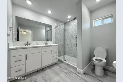 20134 E Lakeside Road, Mayer, AZ 86333 - Photo 18