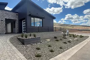 5661 E Blackburn Ct, Prescott Valley, AZ 86314 - Photo 2