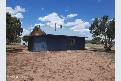 47683 N Deadwood Drive, Seligman, AZ 86337 - Photo 4