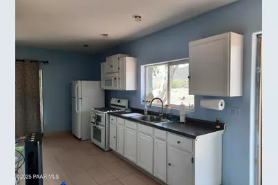 47683 N Deadwood Drive, Seligman, AZ 86337 - Photo 6