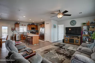 26340 N Vineyard Lane, Paulden, AZ 86334 - Photo 6