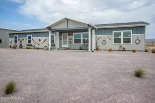 26340 N Vineyard Ln, Paulden, AZ 86334 - Photo 1