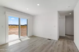 1475 W Kings Ct, Paulden, AZ 86334 - Photo 10