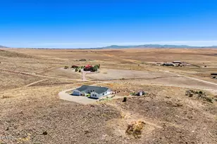 5660 E Heavenly Hilltop Trail, Chino Valley, AZ 86323 - Photo 4