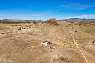 5660 E Heavenly Hilltop Trail, Chino Valley, AZ 86323 - Photo 34