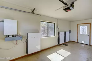 3360 Green Valley Way, Dewey-Humboldt, AZ 86329 - Photo 32