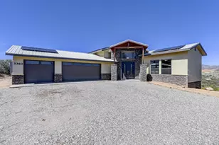 3360 Green Valley Way, Dewey-Humboldt, AZ 86329 - Photo 1