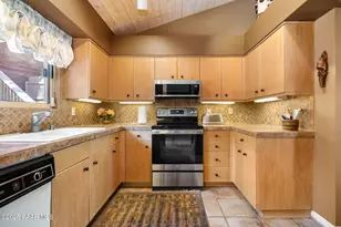 1430 Royal Oak Cir, Prescott, AZ 86305 - Photo 16