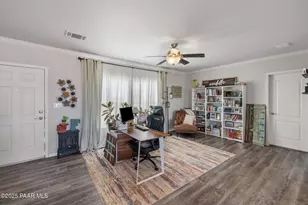 25221 N Mitchell Rd, Paulden, AZ 86334 - Photo 2