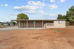 20524 E Concho Ln, Mayer, AZ 86333 - Photo 2