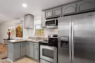 20120 E Horseshoe Ln, Mayer, AZ 86333 - Photo 10