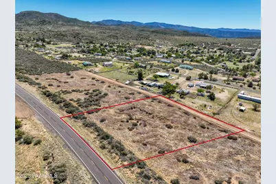 C Or D S Magby Drive, Kirkland, AZ 86332 - Photo 2