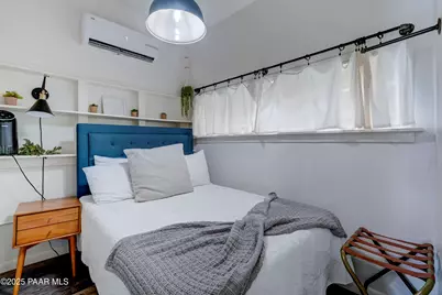 215 E Willis Street, Prescott, AZ 86301 - Photo 32