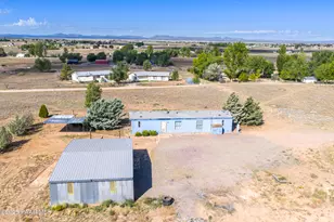 1805 W Carriage Ln, Paulden, AZ 86334 - Photo 32