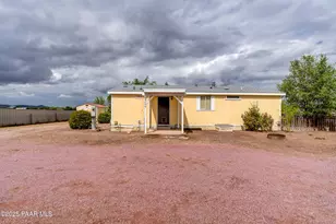 24240 N Bourbon Alley, Paulden, AZ 86334 - Photo 6