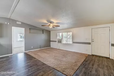 24240 N Bourbon Alley, Paulden, AZ 86334 - Photo 8