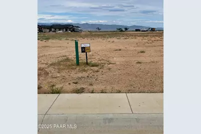 5049 E Frost Lane, Prescott Valley, AZ 86314 - Photo 2