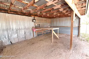 45437 N Jacqueline Hill Dr, Ash Fork, AZ 86320 - Photo 36