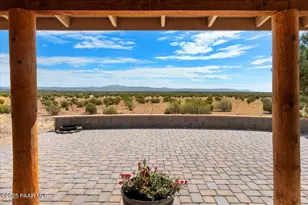 000 Juniperwood Ranch, Ash Fork, AZ 86320 - Photo 4