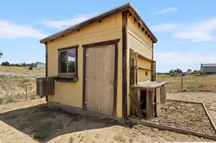 161 Cottonwood Ln, Chino Valley, AZ 86323 - Photo 4