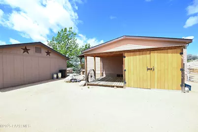 17985 E Hunters Lane, Dewey-Humboldt, AZ 86327 - Photo 32