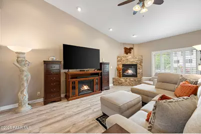 11160 Manzanita Trail, Dewey-Humboldt, AZ 86327 - Photo 20