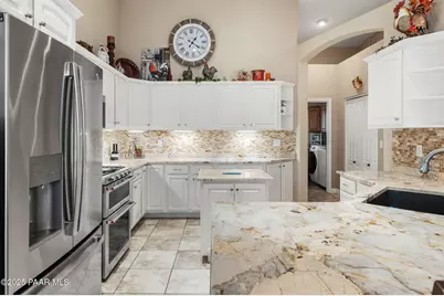 11160 Manzanita Trail, Dewey-Humboldt, AZ 86327 - Photo 12