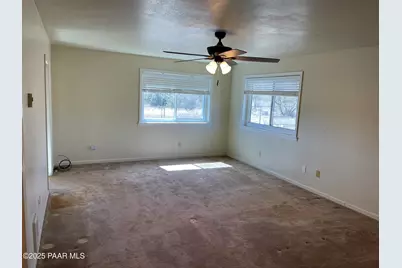 19468 S Yarnell Way, Peeples Valley, AZ 86332 - Photo 6