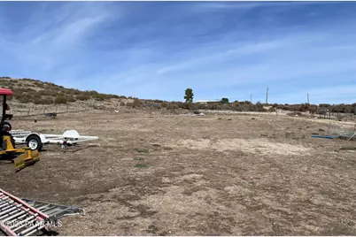 19468 S Yarnell Way, Peeples Valley, AZ 86332 - Photo 32