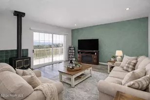 12025 E Yavapai Dr, Dewey-Humboldt, AZ 86327 - Photo 10