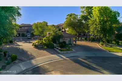 20660 N 40th Street #1137, Phoenix, AZ 85050 - Photo 2