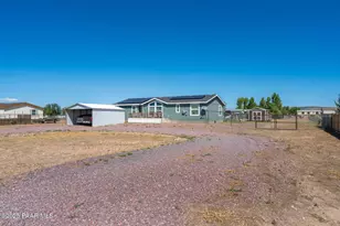 350 E Houston Rd, Paulden, AZ 86334 - Photo 1