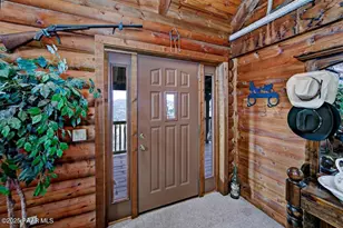 105 N Fitzmaurice Dr, Prescott, AZ 86303 - Photo 4