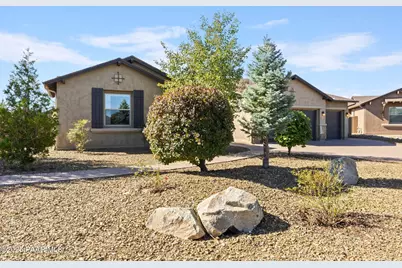8293 N Zephyr Circle, Prescott Valley, AZ 86315 - Photo 2