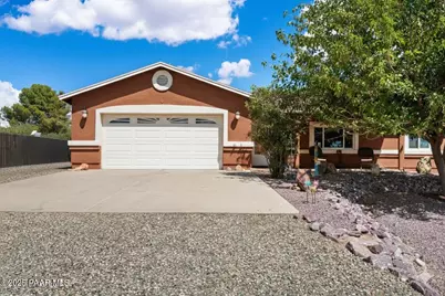 17798 E Trails End Road, Mayer, AZ 86333 - Photo 2