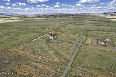 9302 N Feather Trace Road, Prescott Valley, AZ 86315 - Photo 4