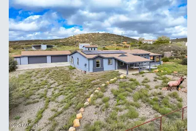 670 N Old Coach Trail, Dewey-Humboldt, AZ 86327 - Photo 1