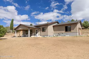 18168 S Spoon Rd, Peeples Valley, AZ 86332 - Photo 1