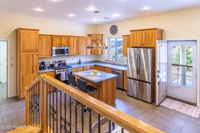 18168 S Spoon Road, Peeples Valley, AZ 86332 - Photo 12
